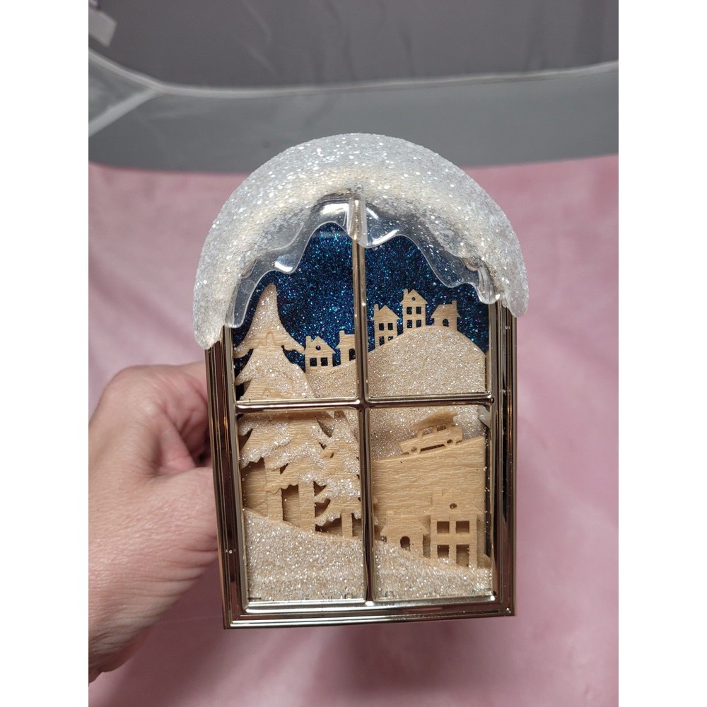 💥 Bath & Body Works CHRISTMAS SCENE Holiday Village Nightlight Wallflowers B6